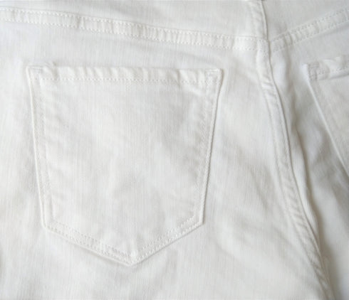 Old Navy Mid-rise Distressed Boyfriend Jean Short, Size 4 - MGworld