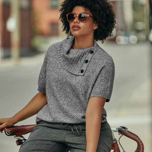 Reitmans Split Neck Short Sleeve Poncho on Sale